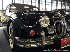 Salón Retromobile FMAAC México 2015 - Jaguar MK2 1960