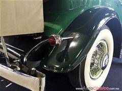 Salón Retromobile FMAAC México 2015 - Cadillac 1931 Oepra Seat Town Cabriolet