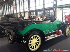 Salón Retromobile FMAAC México 2015 - Buick 45 1921