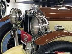 Salón Retromobile FMAAC México 2015 - MG model PA 1935