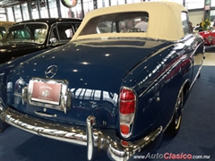 Salón Retromobile FMAAC México 2015 - Mercedes Benz 220S Cabriolet 1957