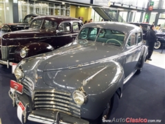 Salón Retromobile FMAAC México 2015 - Chrysler Saratoga 1941