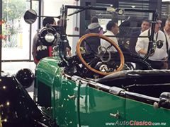 Salón Retromobile FMAAC México 2015 - Buick 45 1921