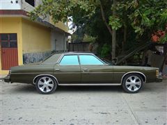 MI JUGUETITO FORD LTD 75 - MI JUGUETITO FORD LTD 75