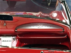 Salón Retromobile FMAAC México 2015 - Chevrolet Corvette 1962