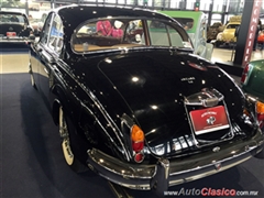 Salón Retromobile FMAAC México 2015 - Jaguar MK2 1960