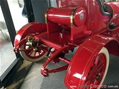 Salón Retromobile FMAAC México 2016 - 1910 Maxwell Q-2 Runabout