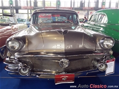 Salón Retromobile FMAAC México 2016 - 1956 Buick Super