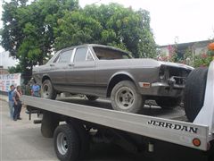 ford falcon 68 mi herencia - rumbo al taller mecanico