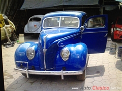 FORD 1939 EL SR. PITUFO