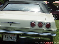 10o Encuentro Nacional de Autos Antiguos Atotonilco - 1965 Chevrolet Impala Convertible