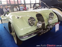 Salón Retromobile FMAAC México 2016 - 1952 Jaguar XK-120