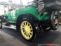 Salón Retromobile FMAAC México 2015 - Buick 45 1921