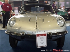 Salón Retromobile FMAAC México 2015 - Renault Dinalpin Cabriolet 1967