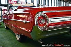 1964 Ford Galaxie. Motor V8 de 390cc que desarrolla 300hp.