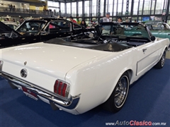 Salón Retromobile FMAAC México 2015 - Ford Mustang Convertible 1965