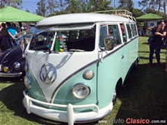 1963 Volks Wagen Deluxe Microbus 15 Window