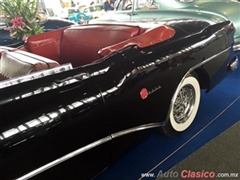 Salón Retromobile FMAAC México 2016 - 1954 Buick Super