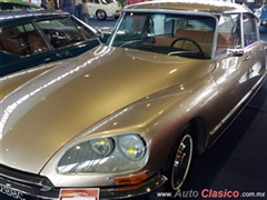 Salón Retromobile FMAAC México 2015 - Citroen DS 21E 1971