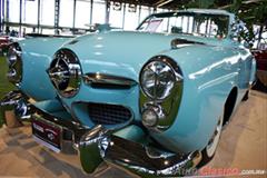 1950 Studebaker Commander. Motor V8 de 232ci que desarrolla 120hp.