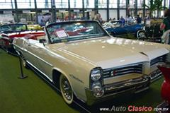 1964 Pontiac Catalina. Motor V8 de 390ci que desarrolla 348hp