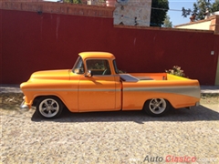 CHEVROLET CAMEO Y FORD 200