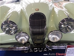 Salón Retromobile FMAAC México 2016 - 1952 Jaguar XK-120