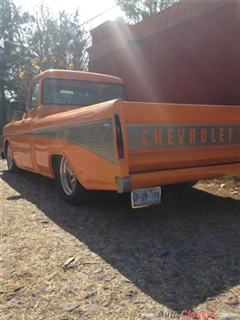 CHEVROLET CAMEO Y FORD 200