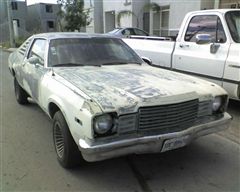 Valiant SuperBee 1979 ¨Blacky¨ - restauracion