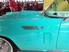 Salón Retromobile FMAAC México 2015 - Ford Thunderbird 1956