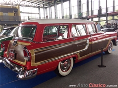 Salón Retromobile FMAAC México 2016 - 1955 Mercury Station Wagon