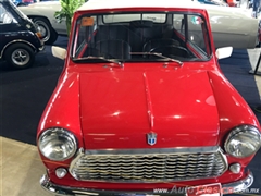 Salón Retromobile FMAAC México 2015 - Austin Mini 850 1971