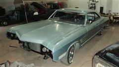 Buick wildcat 425 ci