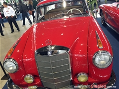 Salón Retromobile FMAAC México 2015 - Mercedes Benz 220SE 1960