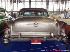 Salón Retromobile FMAAC México 2016 - 1956 Buick Super