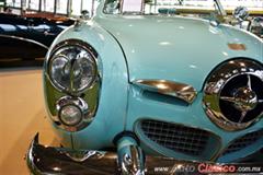 1950 Studebaker Commander. Motor V8 de 232ci que desarrolla 120hp.