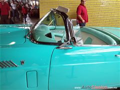 Salón Retromobile FMAAC México 2015 - Ford Thunderbird 1956