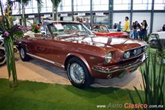 1966 Ford Mustang GT. Motor V8 de 289ci HiPo que desarrolla 271hp