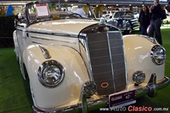 1954 Mercedes Benz 220. Motor 6L de 2,200cc que desarrolla 106hp