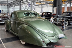 1937 Lincoln Zephyr Coupe V12