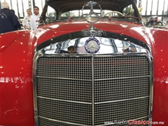 Salón Retromobile FMAAC México 2015 - Mercedes Benz 220SE 1960