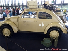 Salón Retromobile FMAAC México 2015 - VW Sedan 1944