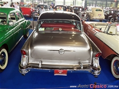 Salón Retromobile FMAAC México 2016 - 1956 Buick Super