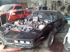 Knight Rider KITT Pontiac firebird third - Montado el motor LT1