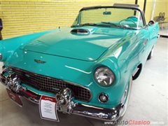 Salón Retromobile FMAAC México 2015 - Ford Thunderbird 1956