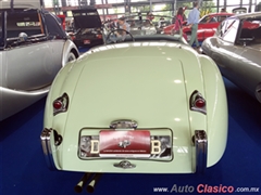 Salón Retromobile FMAAC México 2016 - 1952 Jaguar XK-120