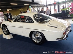 Salón Retromobile FMAAC México 2015 - Renault Dinalpin Berlinette 1972