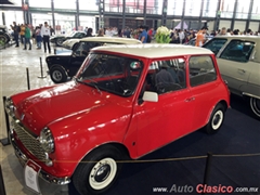 Salón Retromobile FMAAC México 2015 - Austin Mini 850 1971