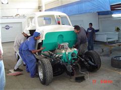 RESTAURACION DE PICK UP CHEVROLET 1951 - montaje y armado de CARROCERIA