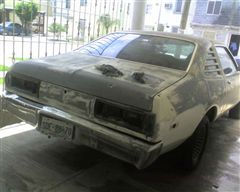 Valiant SuperBee 1979 ¨Blacky¨ - restauracion